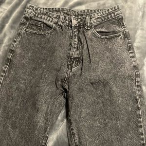 Worn a couple times. Good condition.